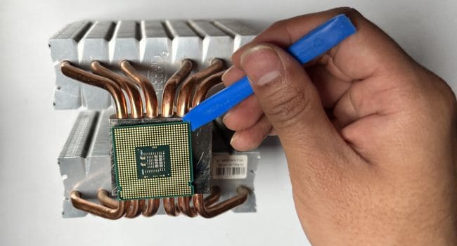 using spudger remove stuck cpu