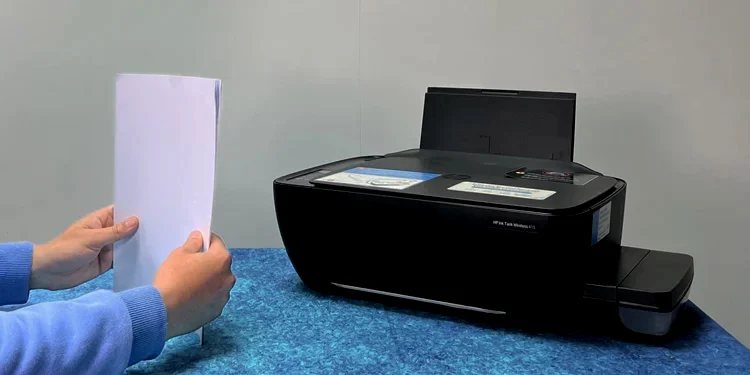 How to Remove Missing Lines on Printer? 5 Best Ways 29 how-to-put-paper-in-a-printer-hp-1
