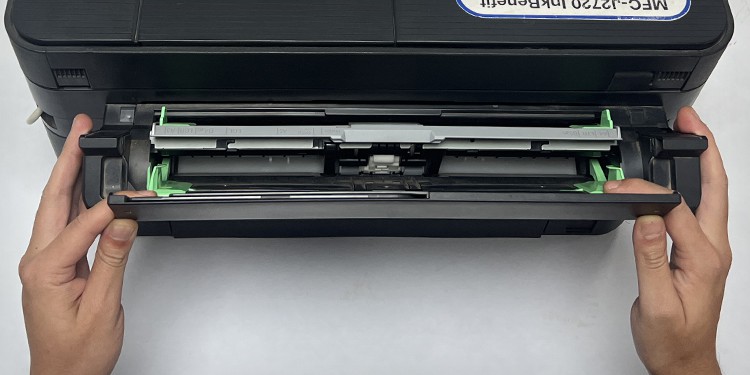 open-rear-feed-tray-cover