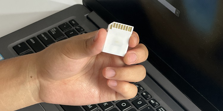 check sd card health windows