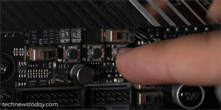 ASUS Dual BIOS: What It Is and How to Use It 11 pressing bios switch button