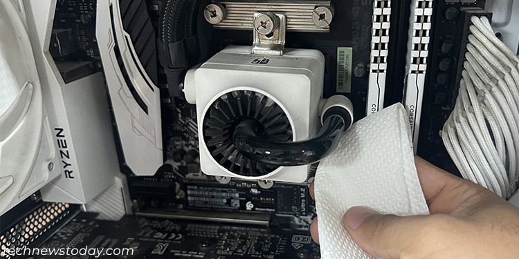 Is Your AIO Leaking? Here's What to Do 2