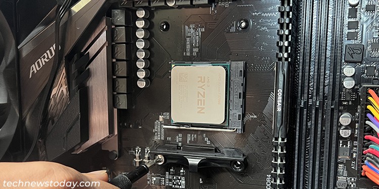 remove-cpu-bracket-motherboard