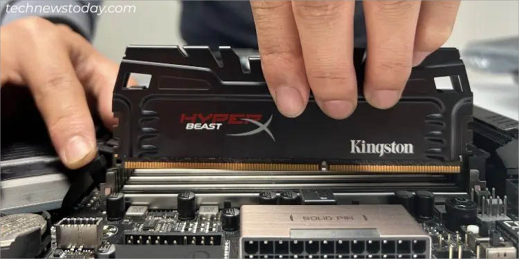 PC Won’t Boot to BIOS? Here’s What to Do 8 reseating ram align notch