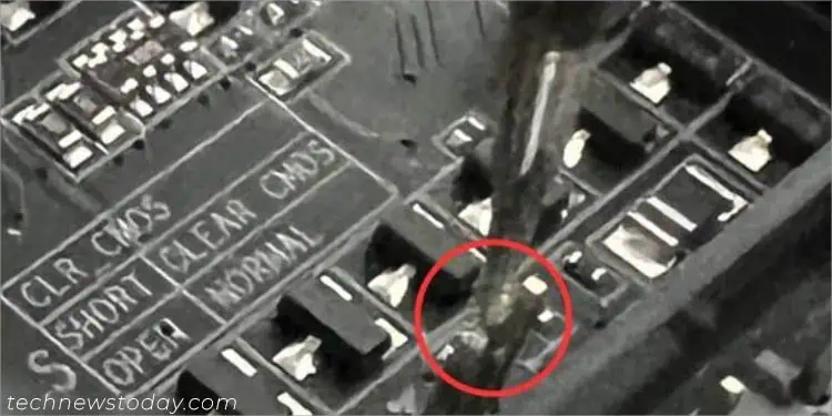 two-pin-header-clear-cmos-jumper