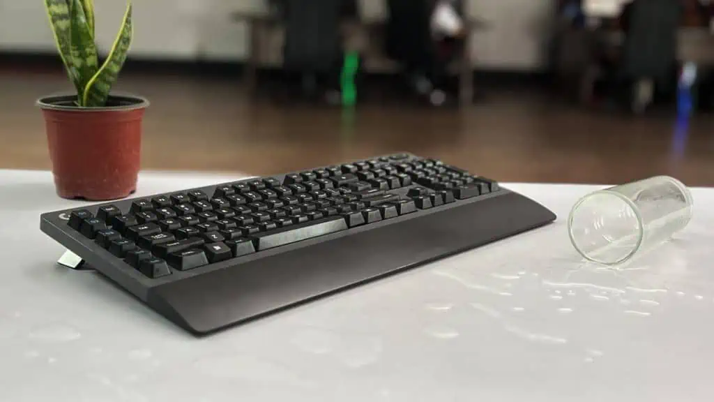 Spilled Water on Keyboard – Here’s how to fix it