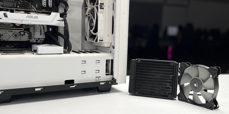 case-radiator-support