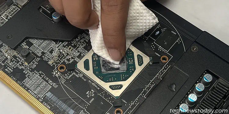 How to Apply Thermal Paste to GPU 12 clean-thermal-paste-gpu
