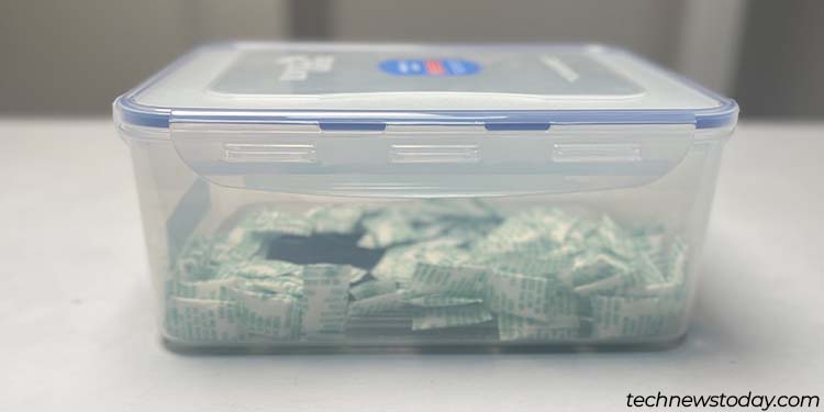 Water in Charging Port? 5 Proven Steps to Dry It Fast! 7 dry phone in silica gel packets