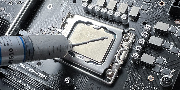 how to clean thermal paste off cpu