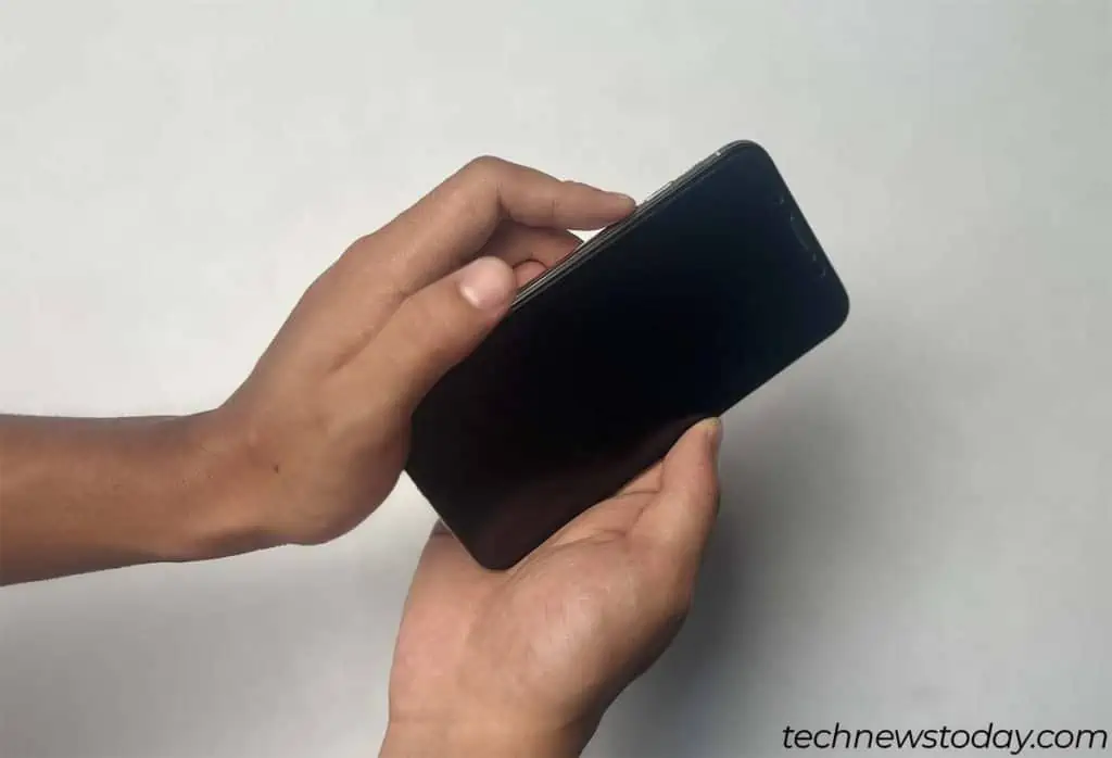 iPhone's Charging Port Not Working? Here's What to Do 5 iphone-volume-down-button-1024x698