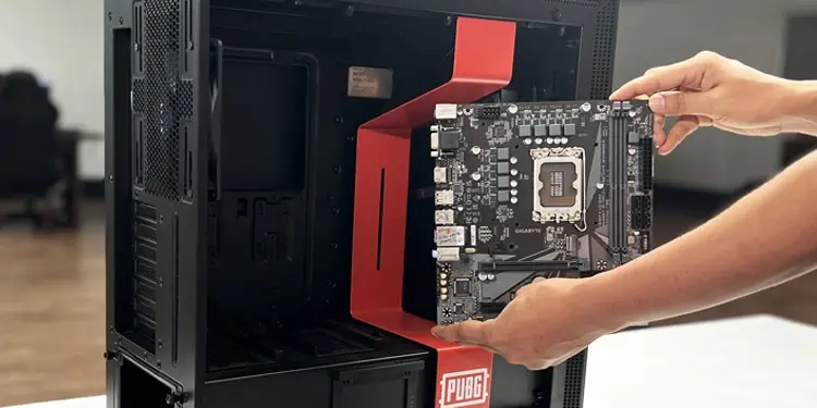 How to Determine If Your Motherboard Fits Your PC Case