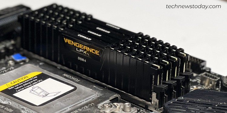 E-ATX vs ATX vs Micro ATX vs Mini ITX: What You Need to Know 3 ram-in-ram-slots-of-eatx-board