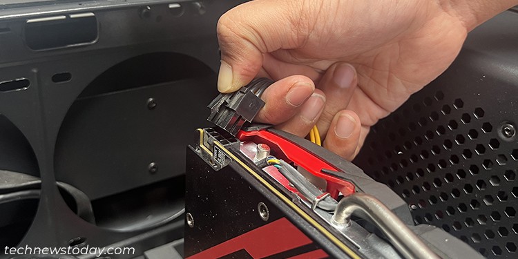 remove-power-connector-graphics-card