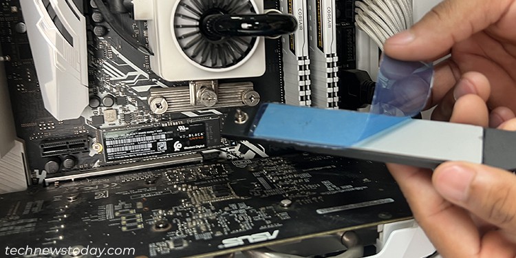 Thermal Paste Vs Thermal Grease Vs Thermal Pad 4 remove-protective-film-thermal-pad