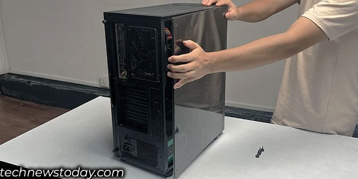 remove side panel from PC case