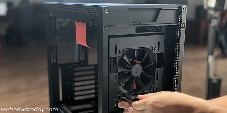 screw-case-fan