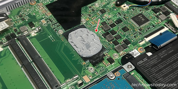 How Much Thermal Paste on CPU? When is it Too Much 2 thermal-paste-leak-motherboard