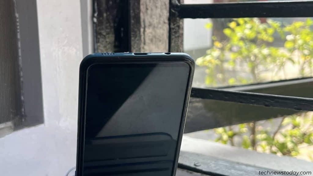 airdry phone to get water out of phone speaker 3