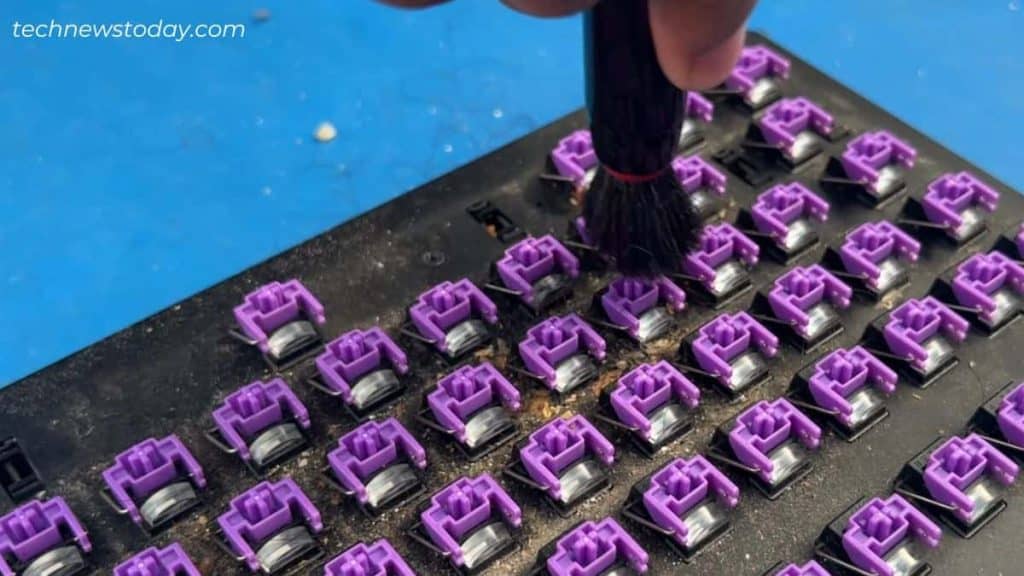 How To Clean Mechanical Keyboard In 7 Steps