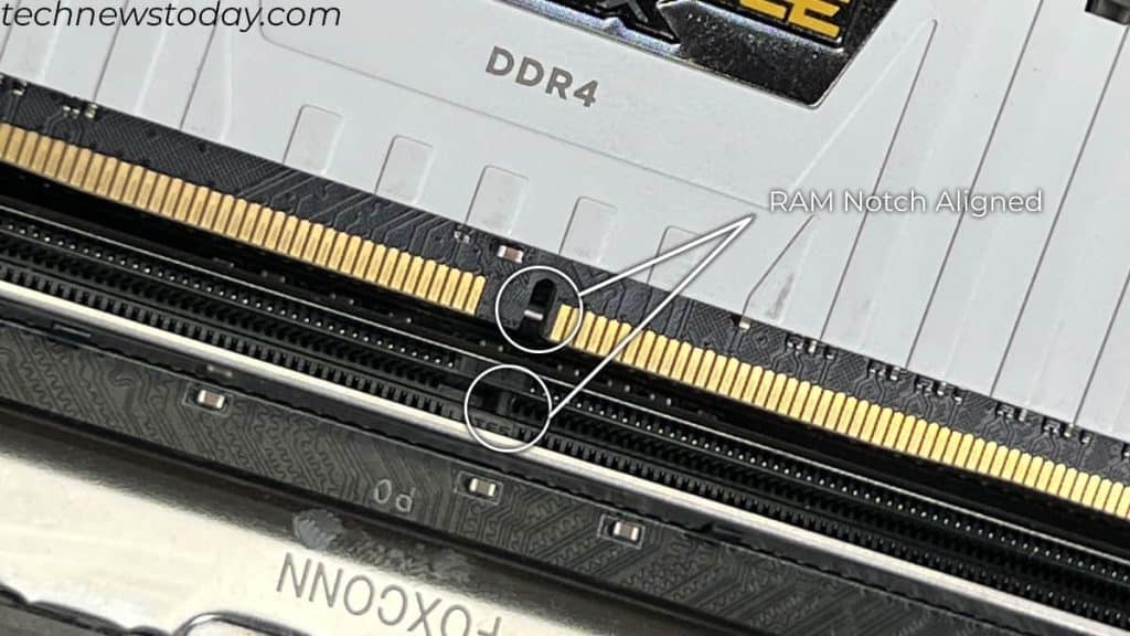 ddr4 and ddr4 slot notch aligned