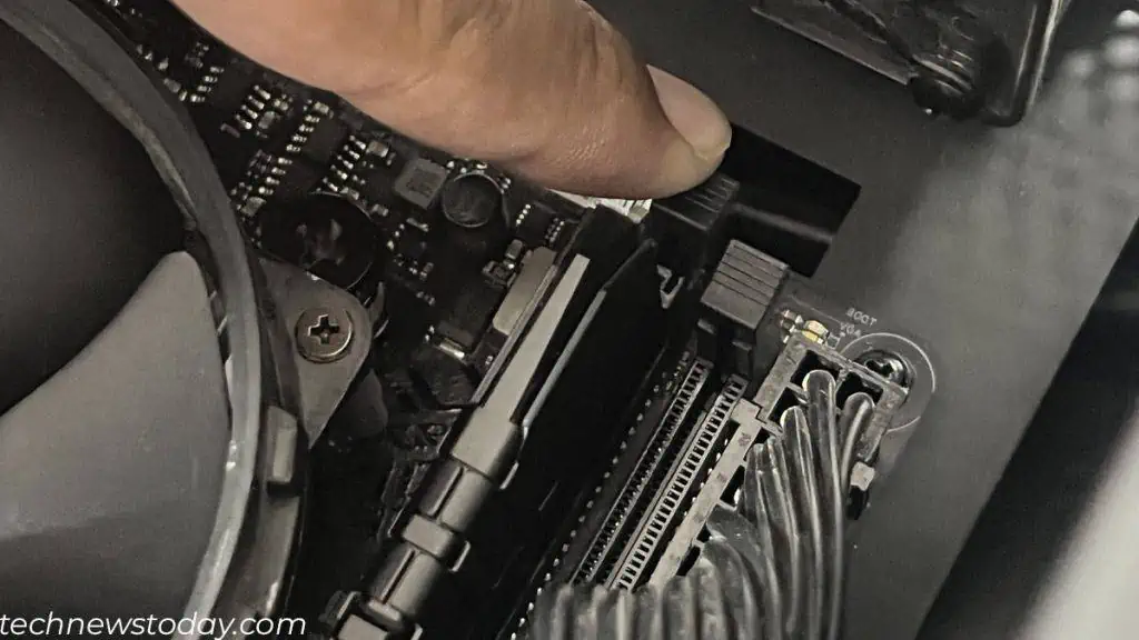 How to Check RAM Serial Number 9 remove-ram-stick-check-RAM-serial-number-1024x576
