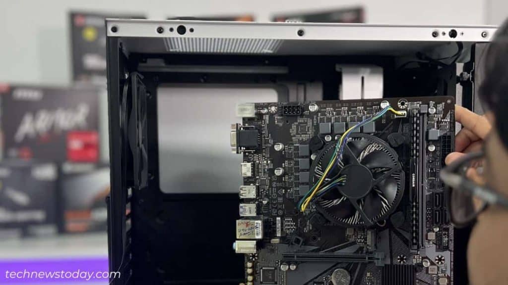 Do Motherboards Come With Screws?