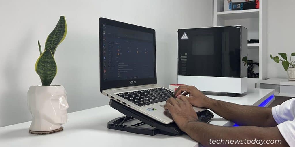 Laptop Fan Making Noise? Here is How to Fix It 1 cooling-pad-maintain-airflow-laptop
