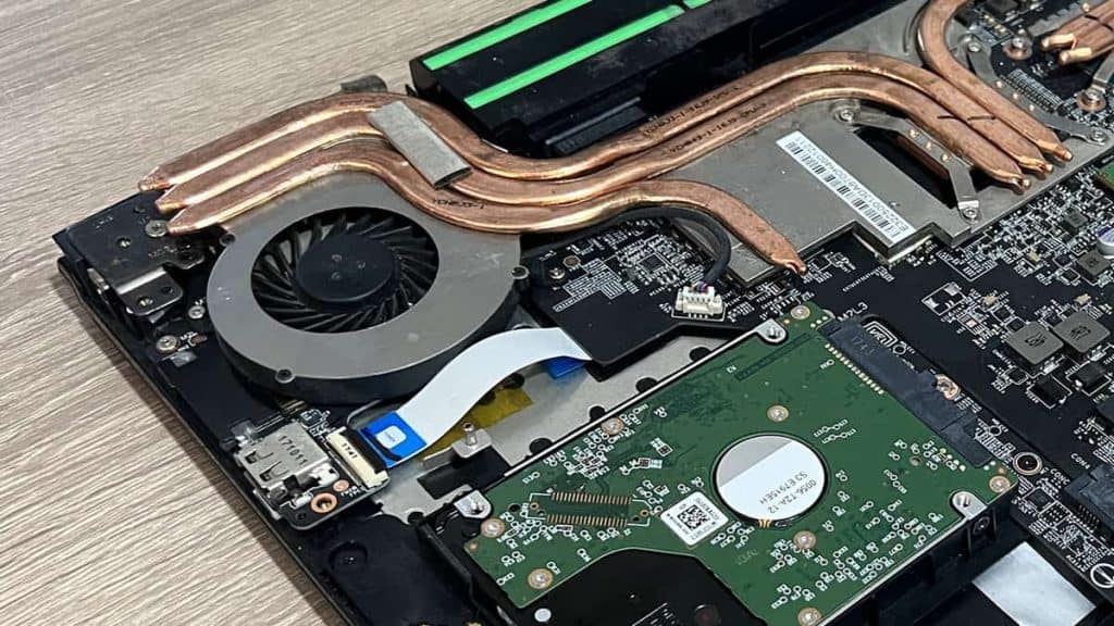 laptop fan making noise