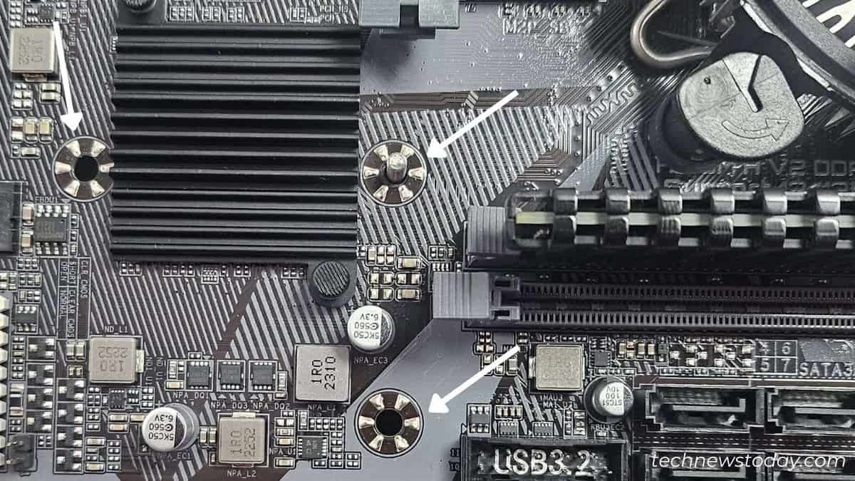 Do Motherboards Come With Screws?