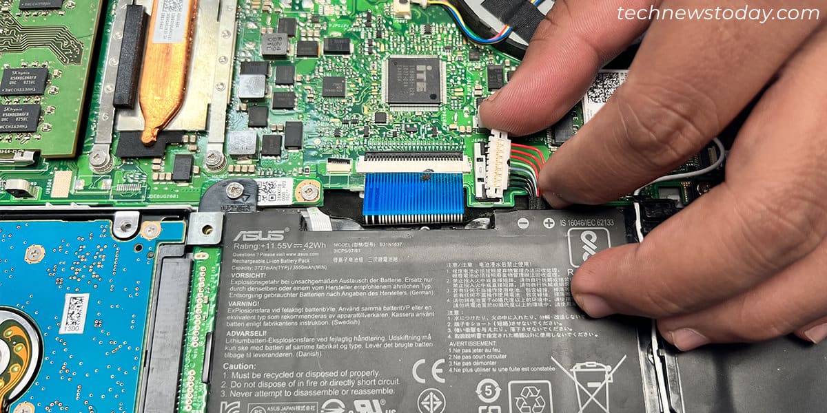 remove-laptop-internal-battery