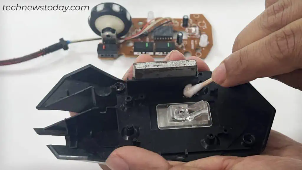 How to Clean a Mouse (Quick and Easy) 11 clean-the-mouse-sensor-1024x576