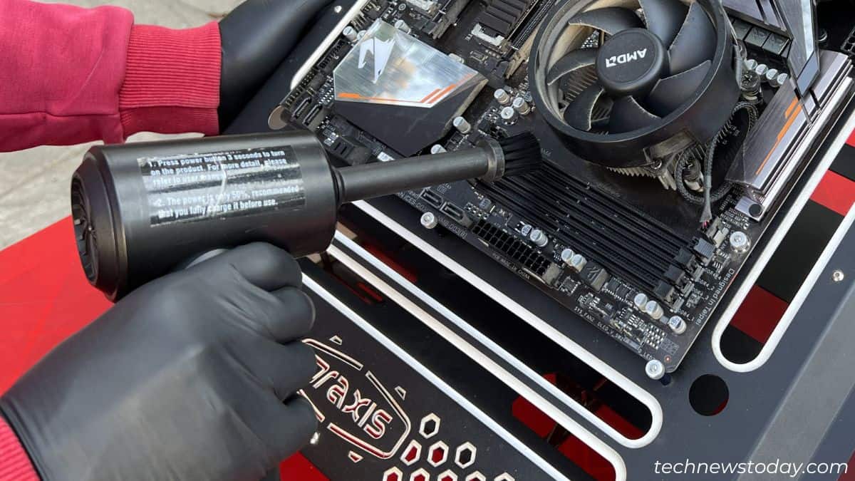 How To Clean A Motherboard