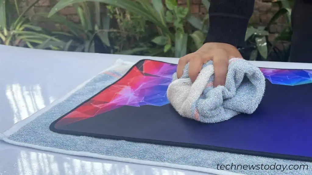 How to Clean a Mousepad 17 dab-the-mousepad-with-a-towel-1024x576