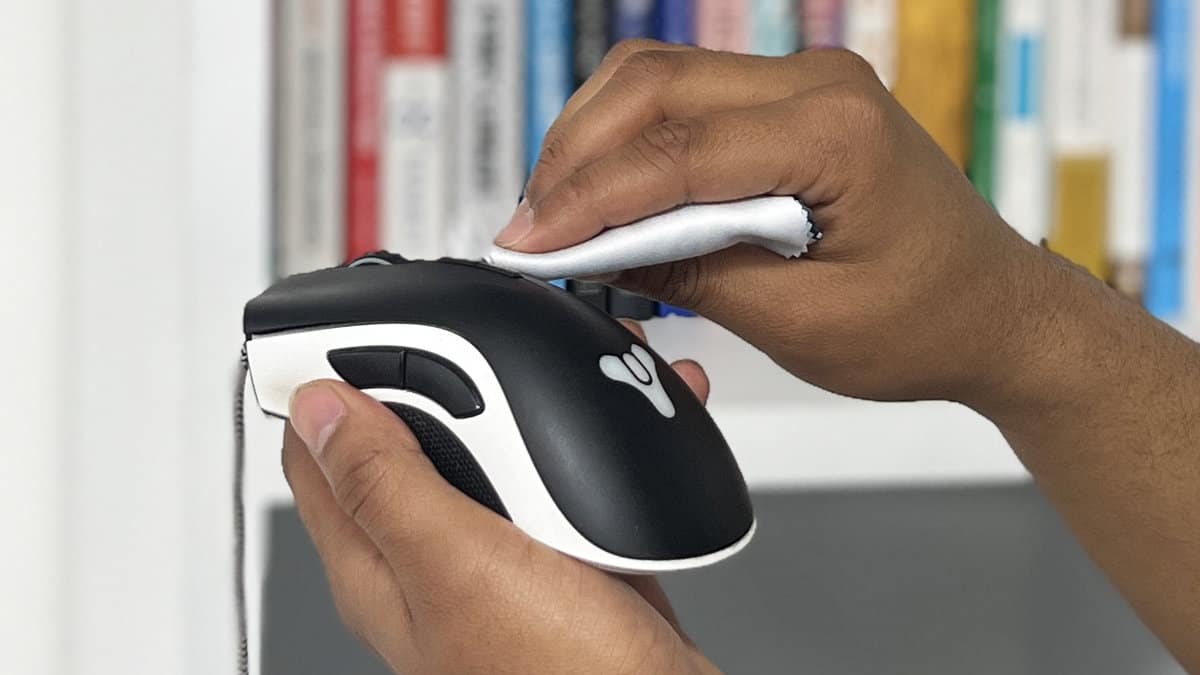 How to Clean a Mouse (Quick and Easy) Tech News Today