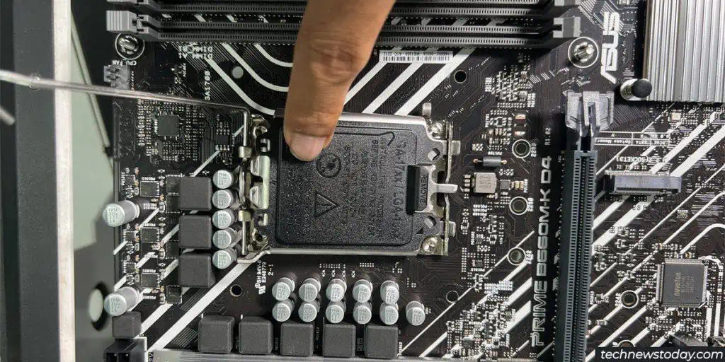 How To Install Intel CPU on Motherboard Safely 11 pull-down-cpu-load-plate-1024x512