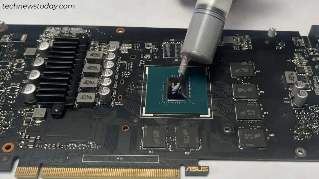 reapply-thermal-paste-on-graphics-card-1024x576