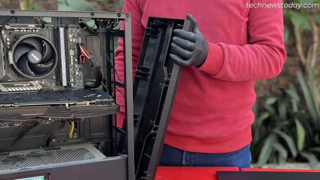 How to Clean Dust From PC 2 removing pc case panels