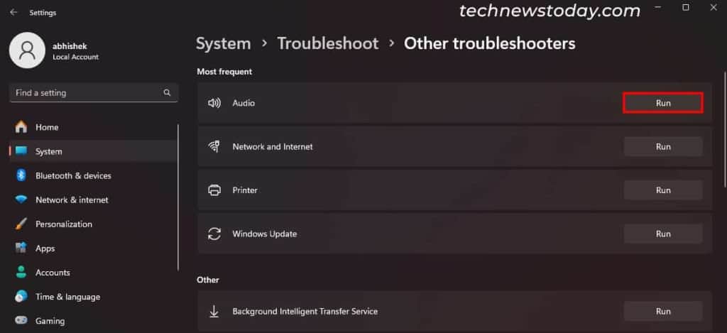 5 Ways to Fix “No Speakers or Headphones are Plugged In” Error 1 run-audio-troubleshoter-system-settings