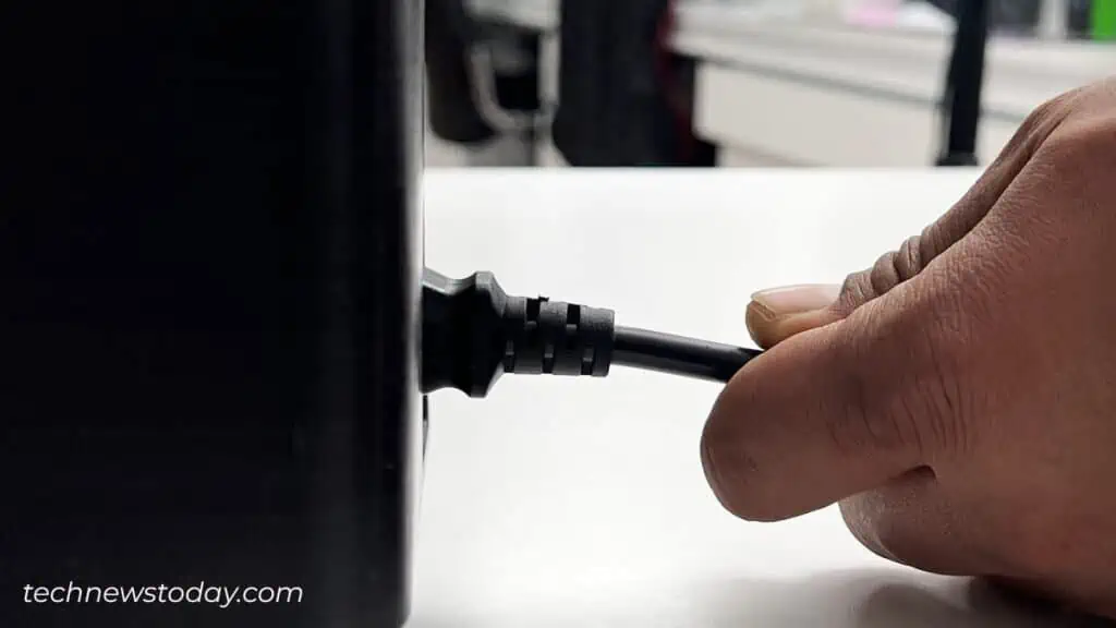 unplug-power-cable-from-printer-1024x576