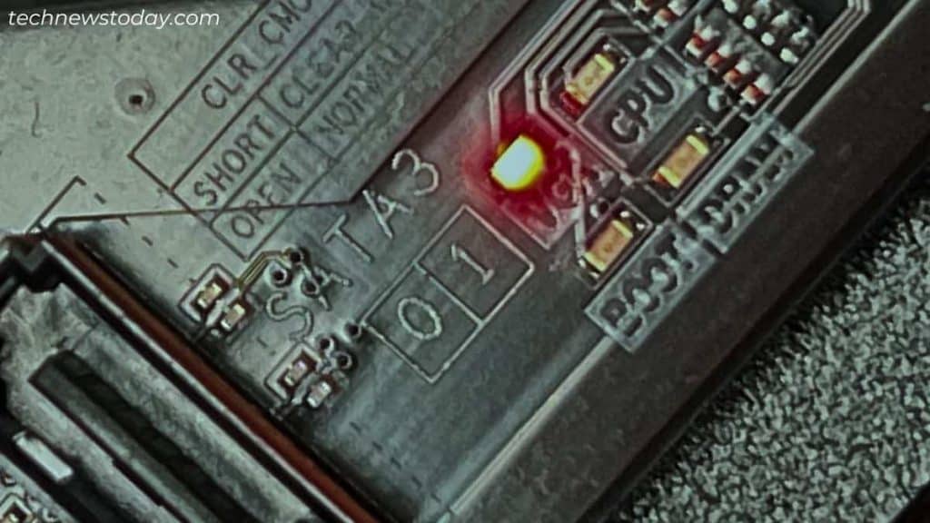 Does Your GPU Keep Crashing? Here's How to Fix It 15 vga light on motherboard