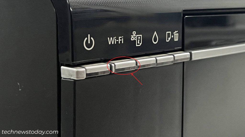 wifi-button-on-the-printer-glowing-orange